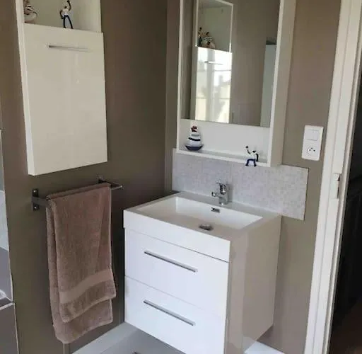 Holiday home Le Baluchon Portais - De Charme *